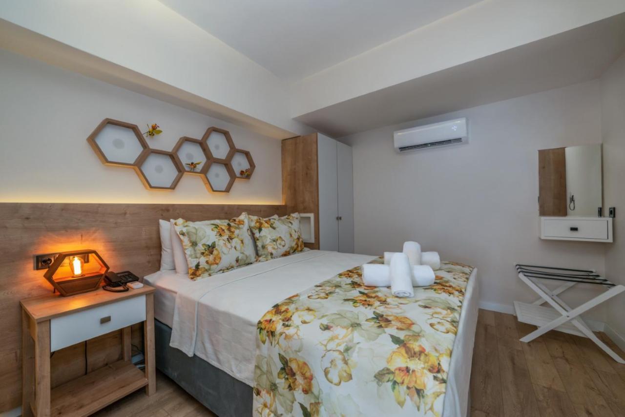 Ece Marina Suites Fethiye Eksteriør bilde