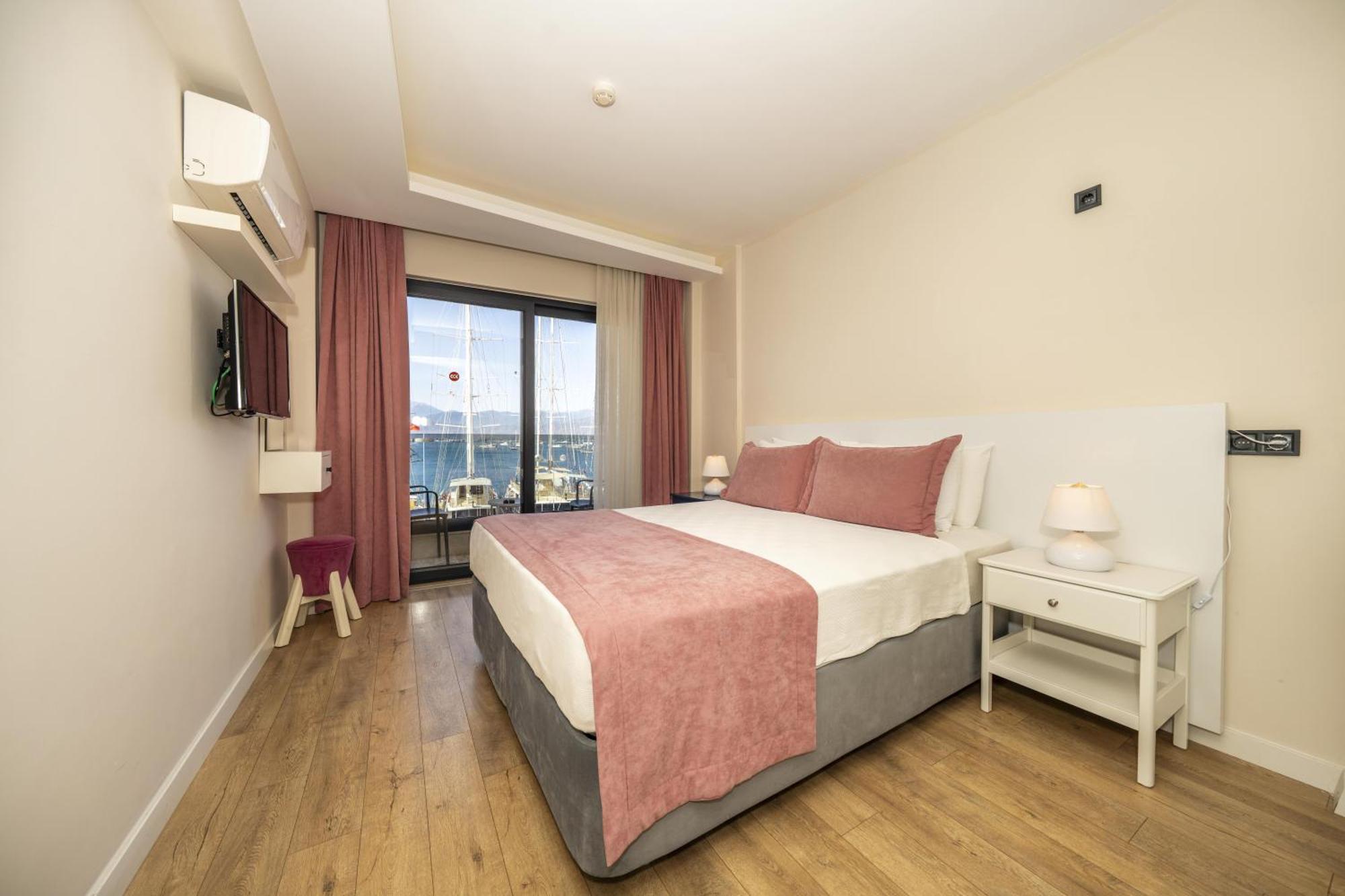 Ece Marina Suites Fethiye Eksteriør bilde