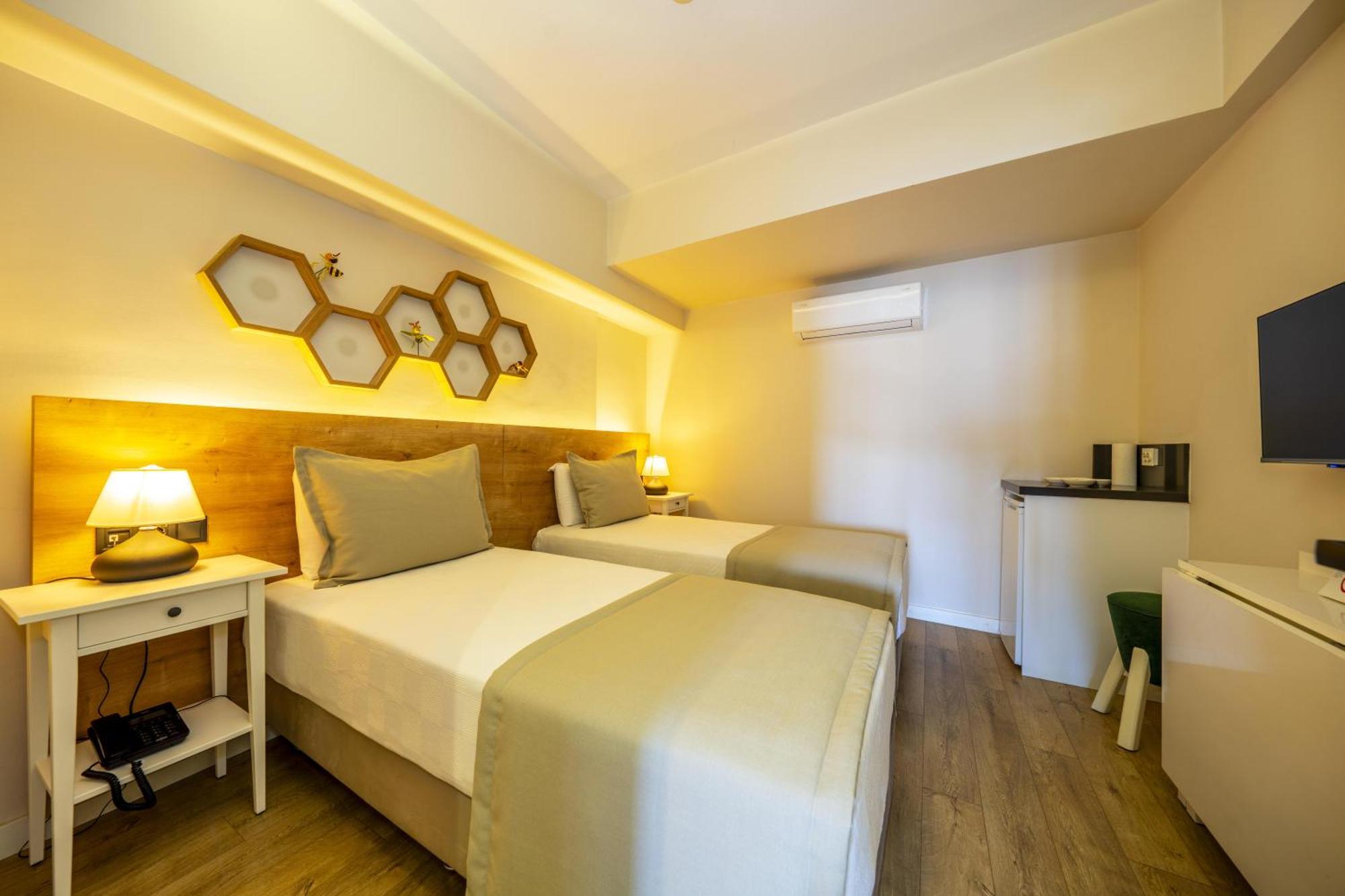 Ece Marina Suites Fethiye Eksteriør bilde