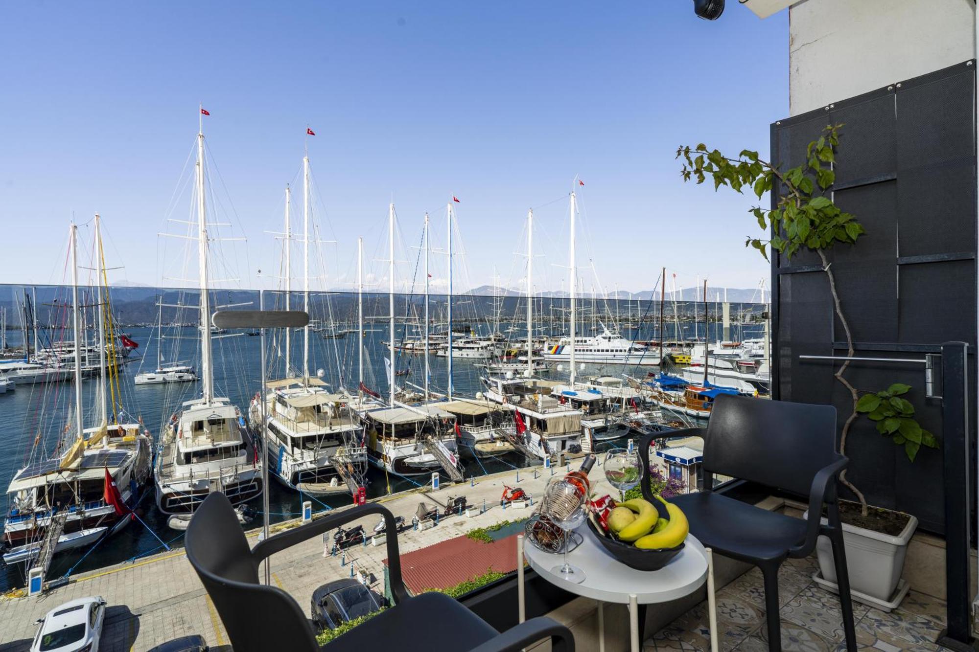 Ece Marina Suites Fethiye Eksteriør bilde
